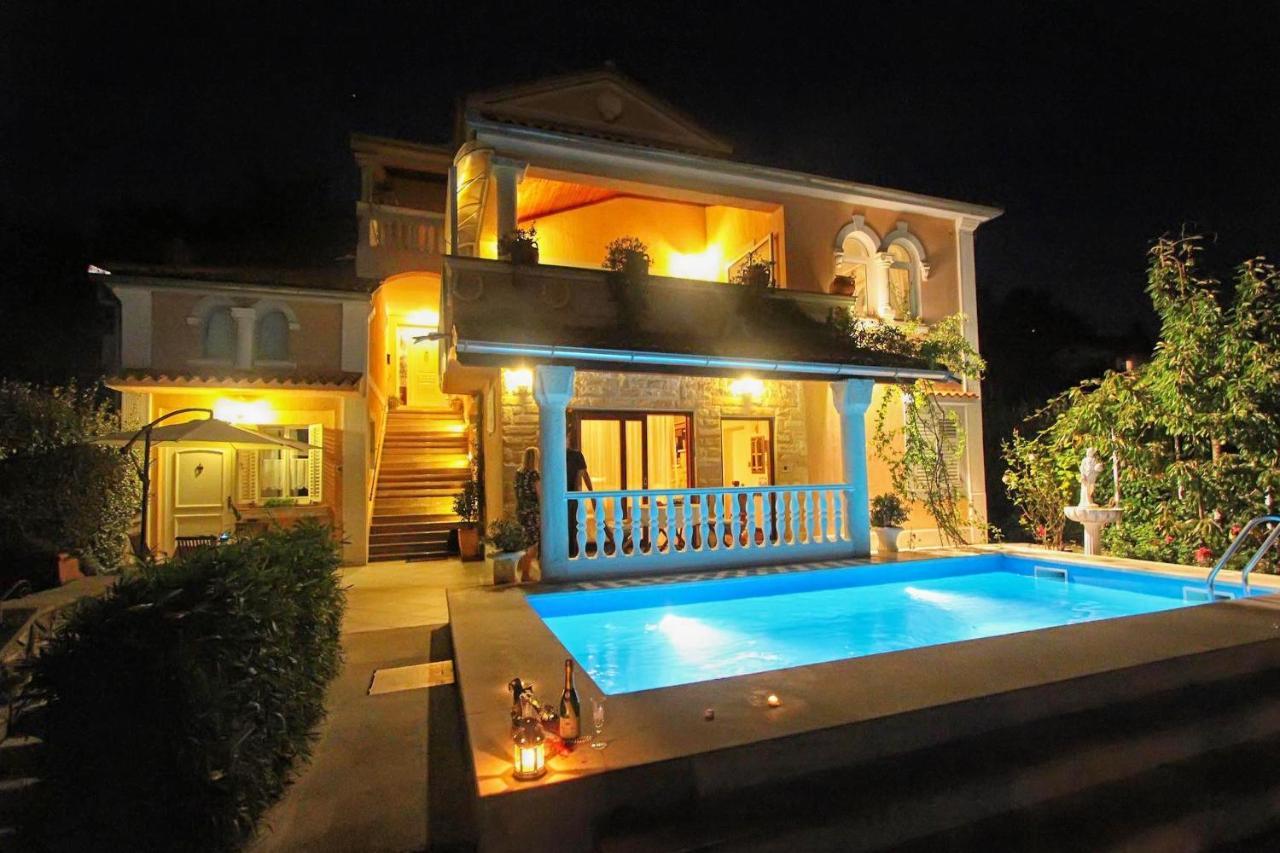 Family Friendly Apartments With A Swimming Pool Lovran, Opatija - 14178 Ngoại thất bức ảnh