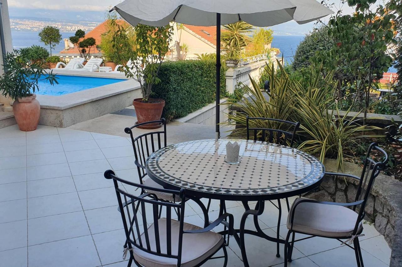 Family Friendly Apartments With A Swimming Pool Lovran, Opatija - 14178 Ngoại thất bức ảnh